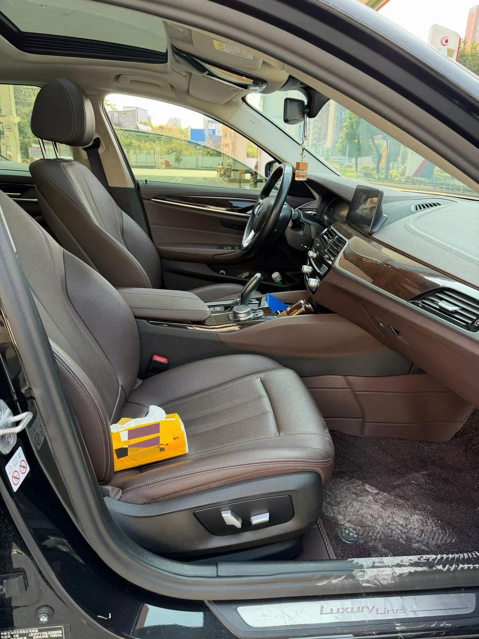 BMW 5 Series 2020 525Li Deluxe Suit 6