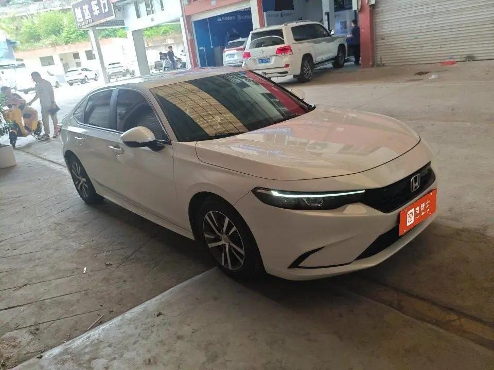 Model 2022 240TURBO CVT Deluxe Edition 3
