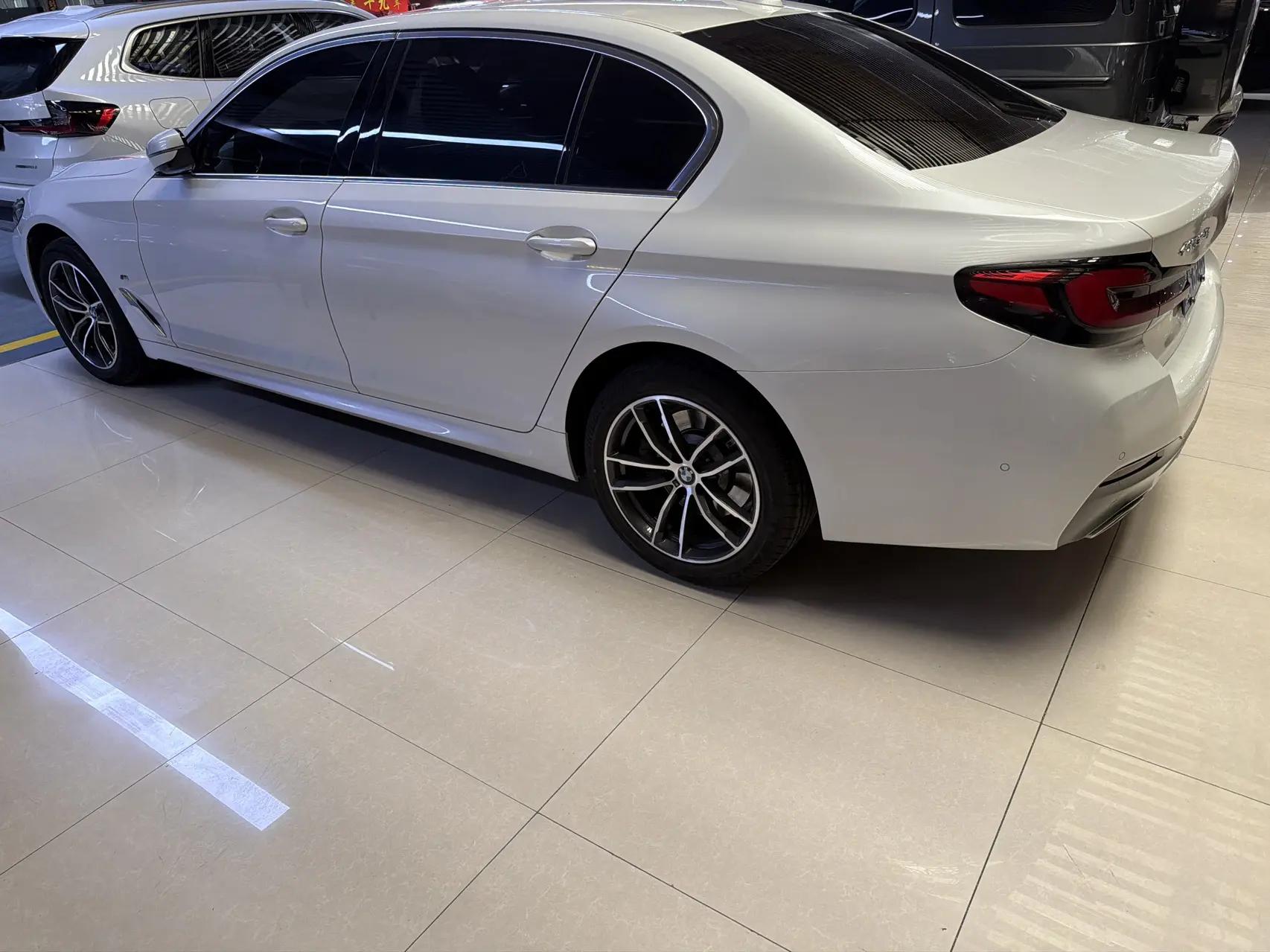 BMW 5 Series 2022 Change 2 525Li M Sports Suit 2
