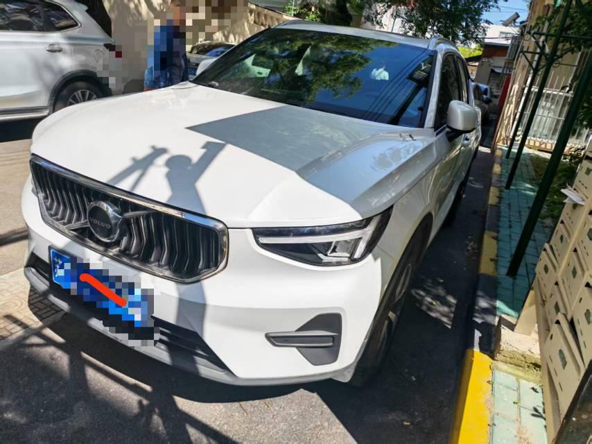 Volvo XC40 2024 B3 Zhiyuan Deluxe Edition