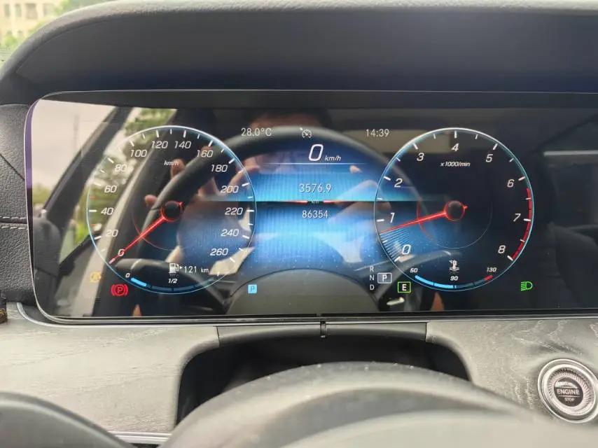 Mercedes Benz E-Class 2021 E 300 L Sports Fashion 15