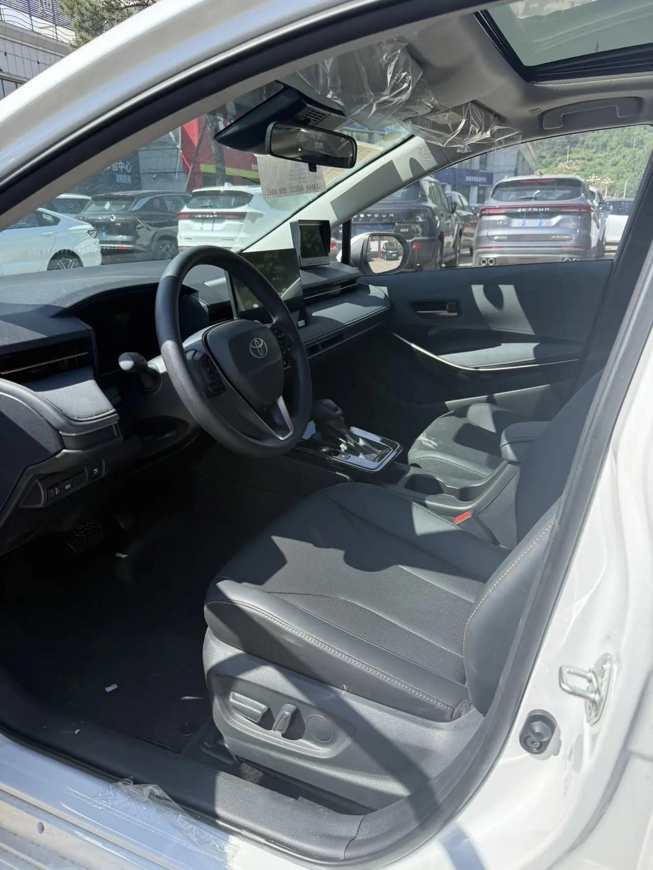 Toyota 2026 Corolla Double Engine 1.8 Stepless Elite Automatic Gear 5