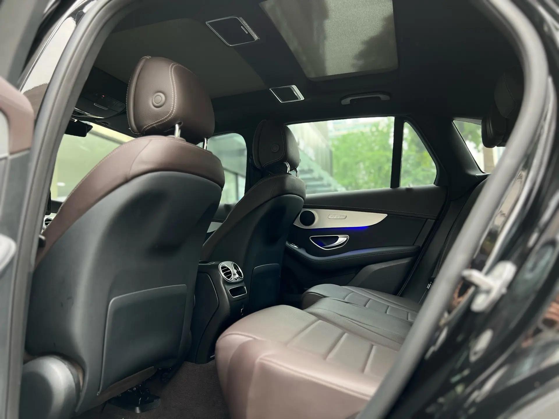 Mercedes Benz GLC 2021 GLC 260 L 4MATIC Dynamic 7