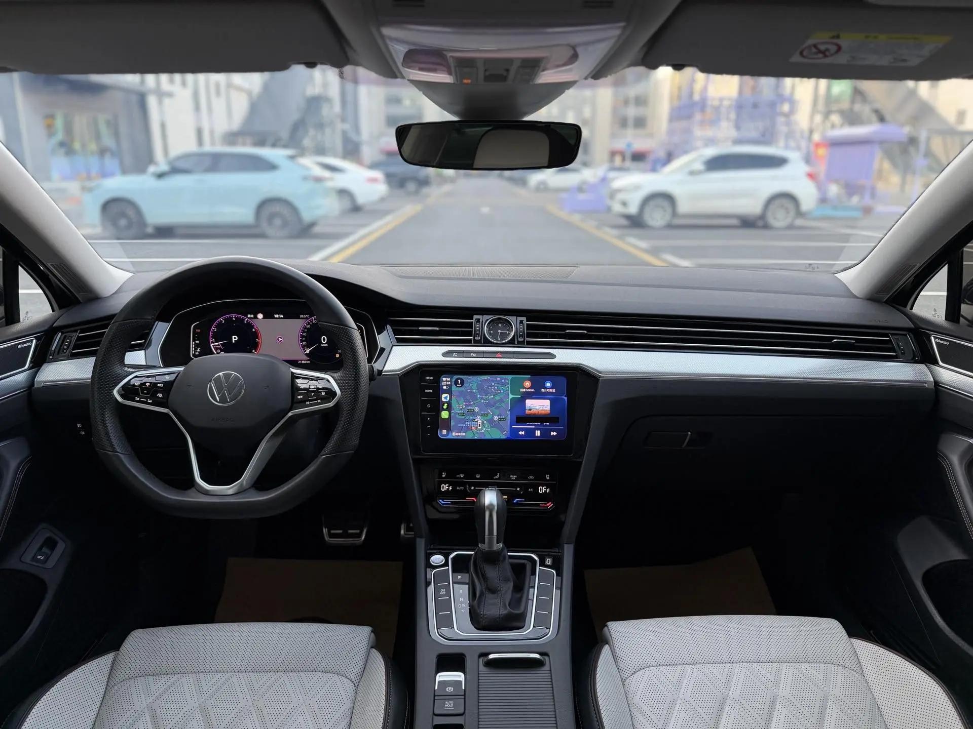 Magotan 2022 380TSI DSG Basic Model 9