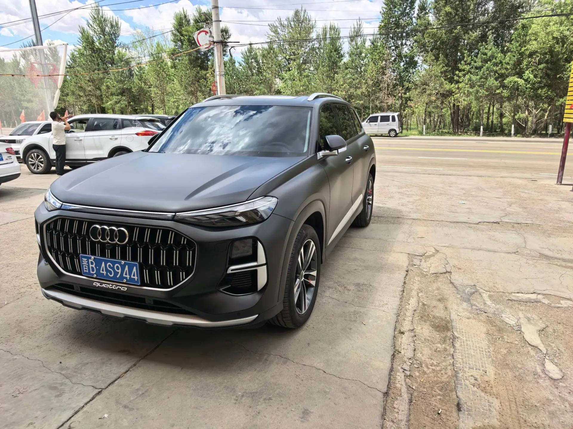 Audi 2025 Q6 2.0TFSI 40TFSI Quattro Commemorative Edition Yu Lin Set 7-seat Automatic Block