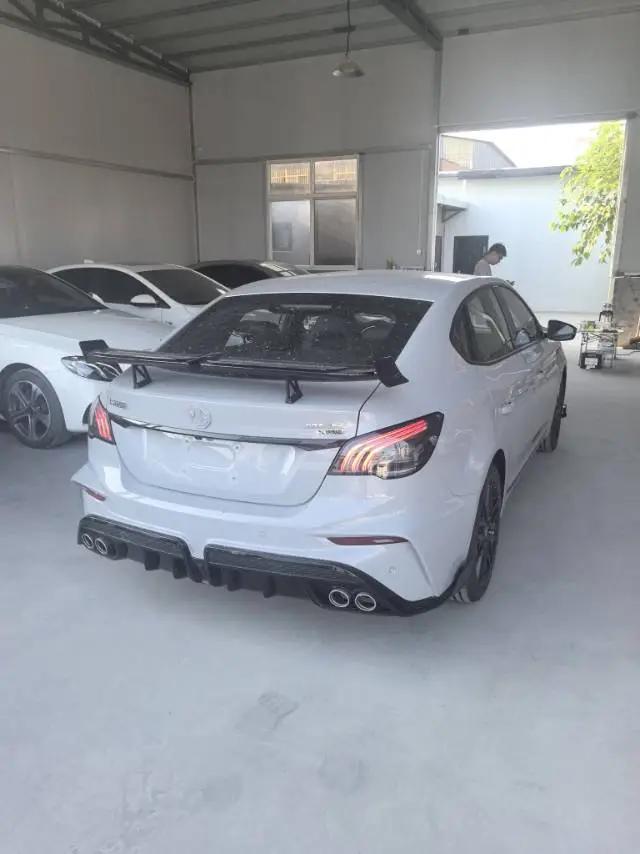 MG 2025 MG6 1.5T X-LINE Shark Hunting Edition Automatic Gear 4