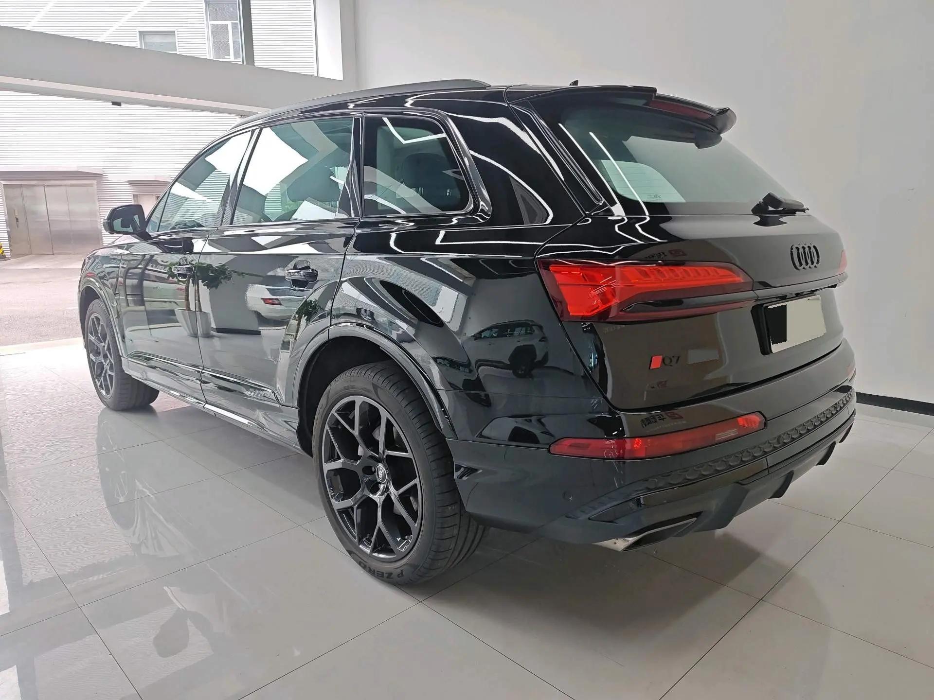 Audi Q7 (Imported) 2024 Q7 2.0TFSI 45TFSI Quattro S line Black Samurai Automatic Gear 3