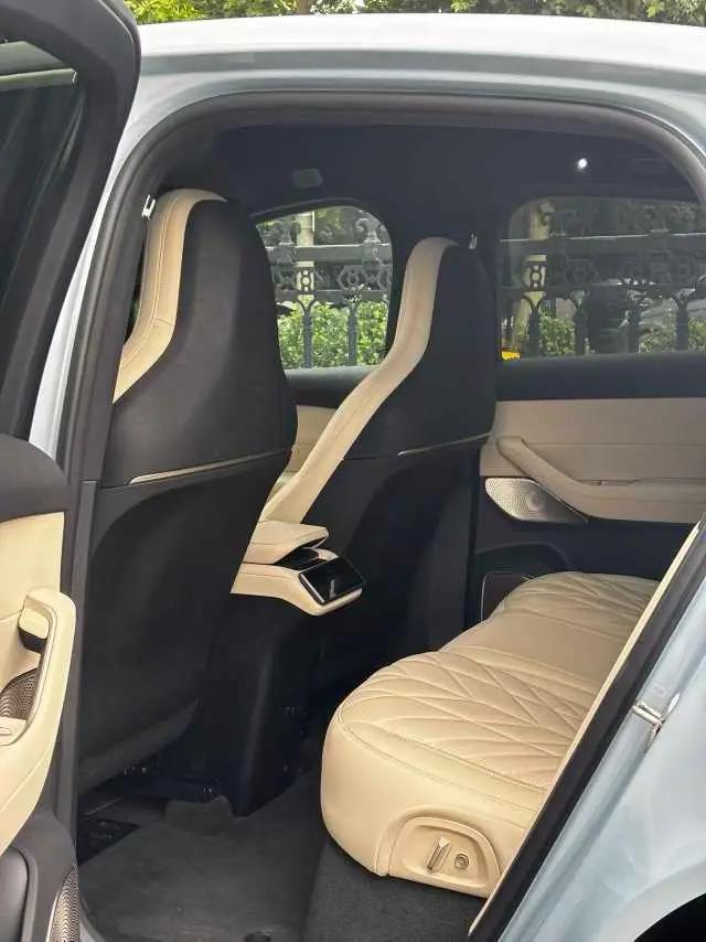 NIO 2025 EC6 75kWh automatic transmission 4
