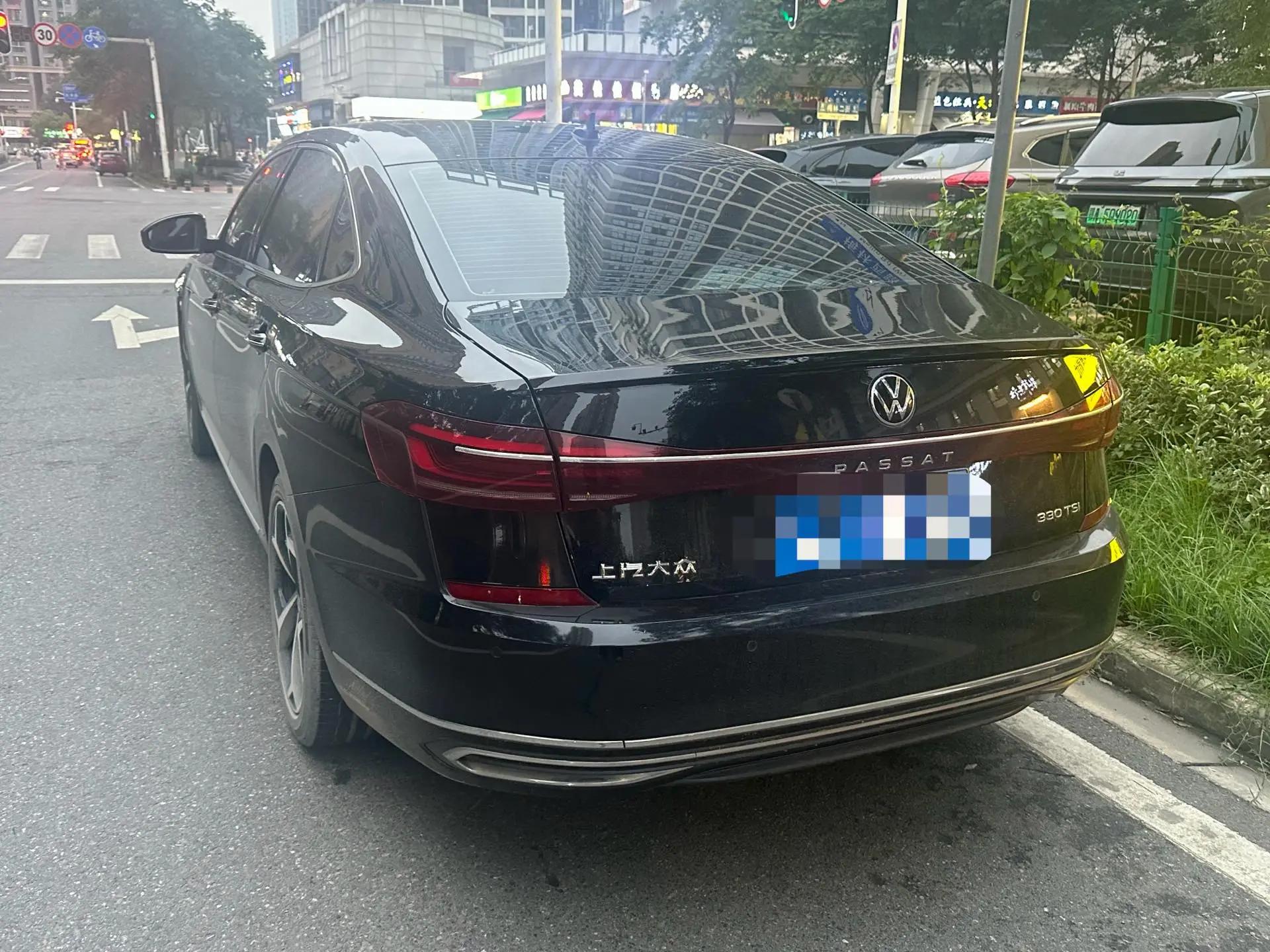 Volkswagen 2024 Passat 2.0TSI 330TSI Starry Sky Elite Edition Automatic 5