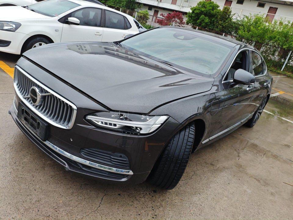 Volvo S90 New Energy 2021 T8 E Drive Hybrid Zhiya Deluxe Edition