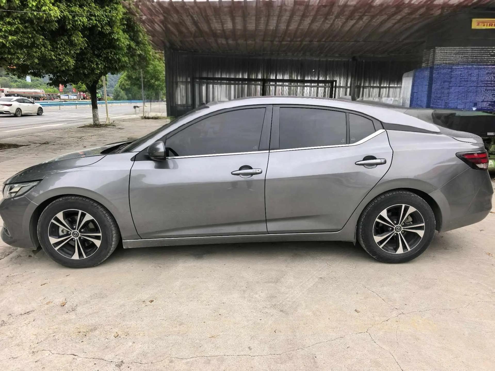 Xuanyi 2021 1.6L XL CVT Pleasant Edition 3