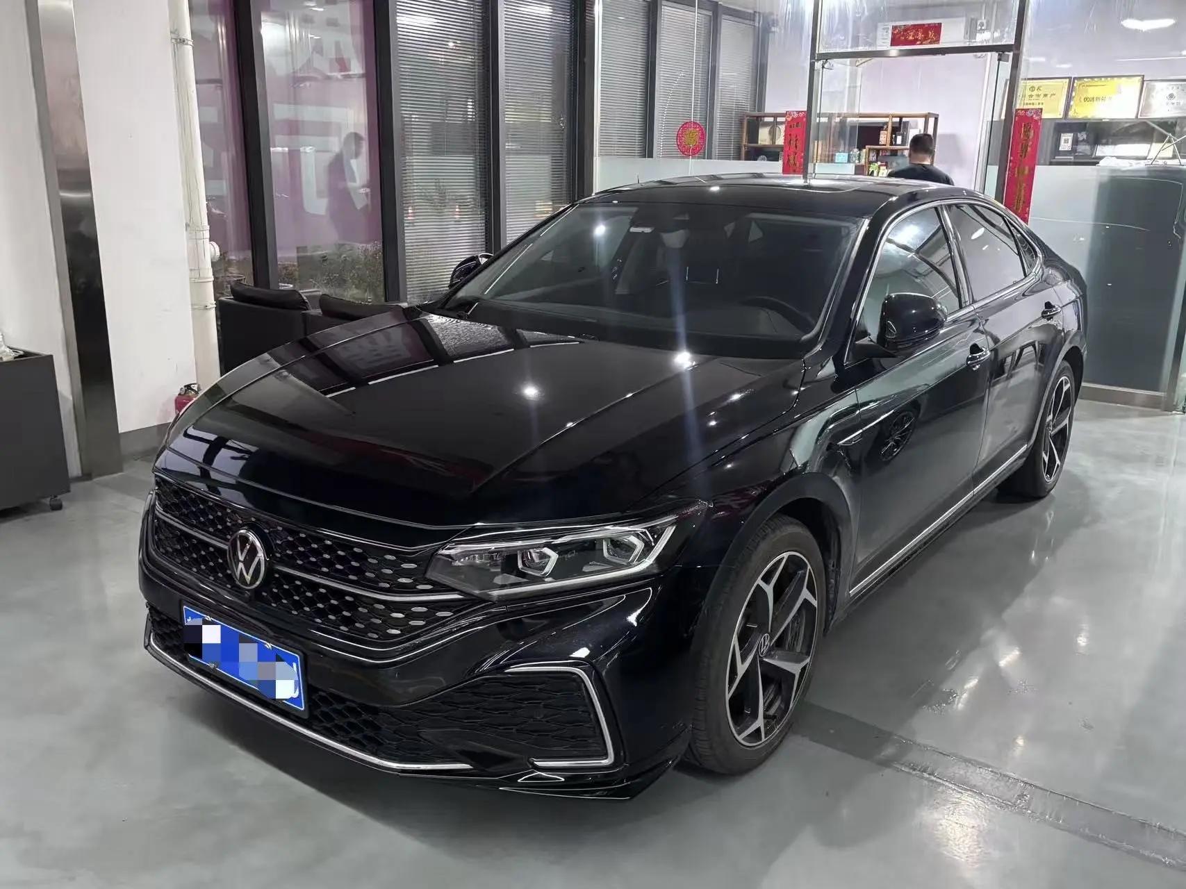 Открыть галерею: Passat 2023 330TSI Star Deluxe Edition