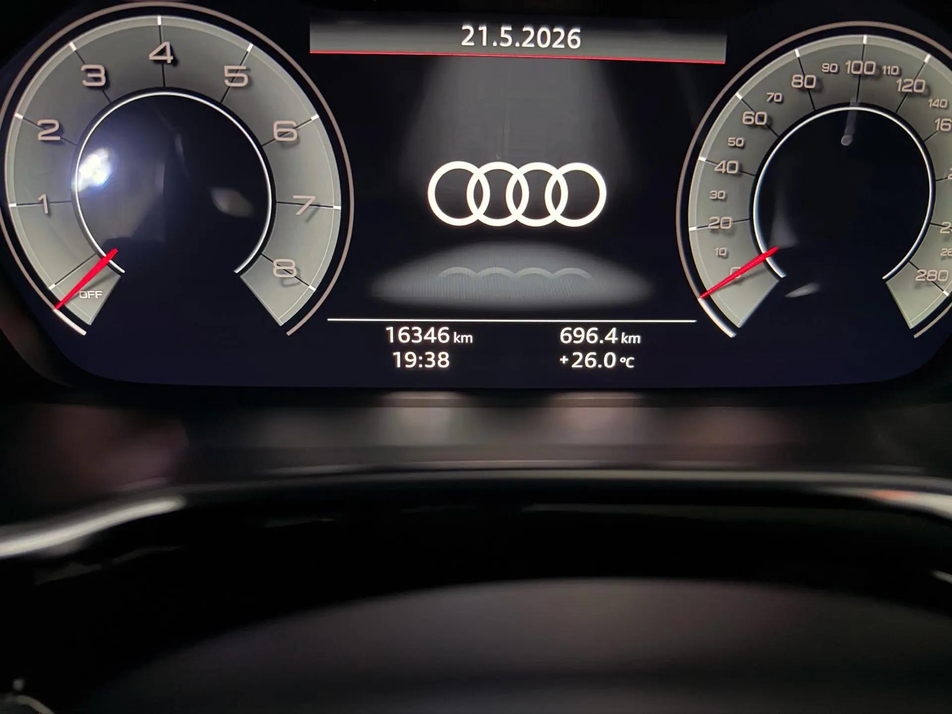 Audi Q3 2022 35 TFSI Fashion Dynamic 7
