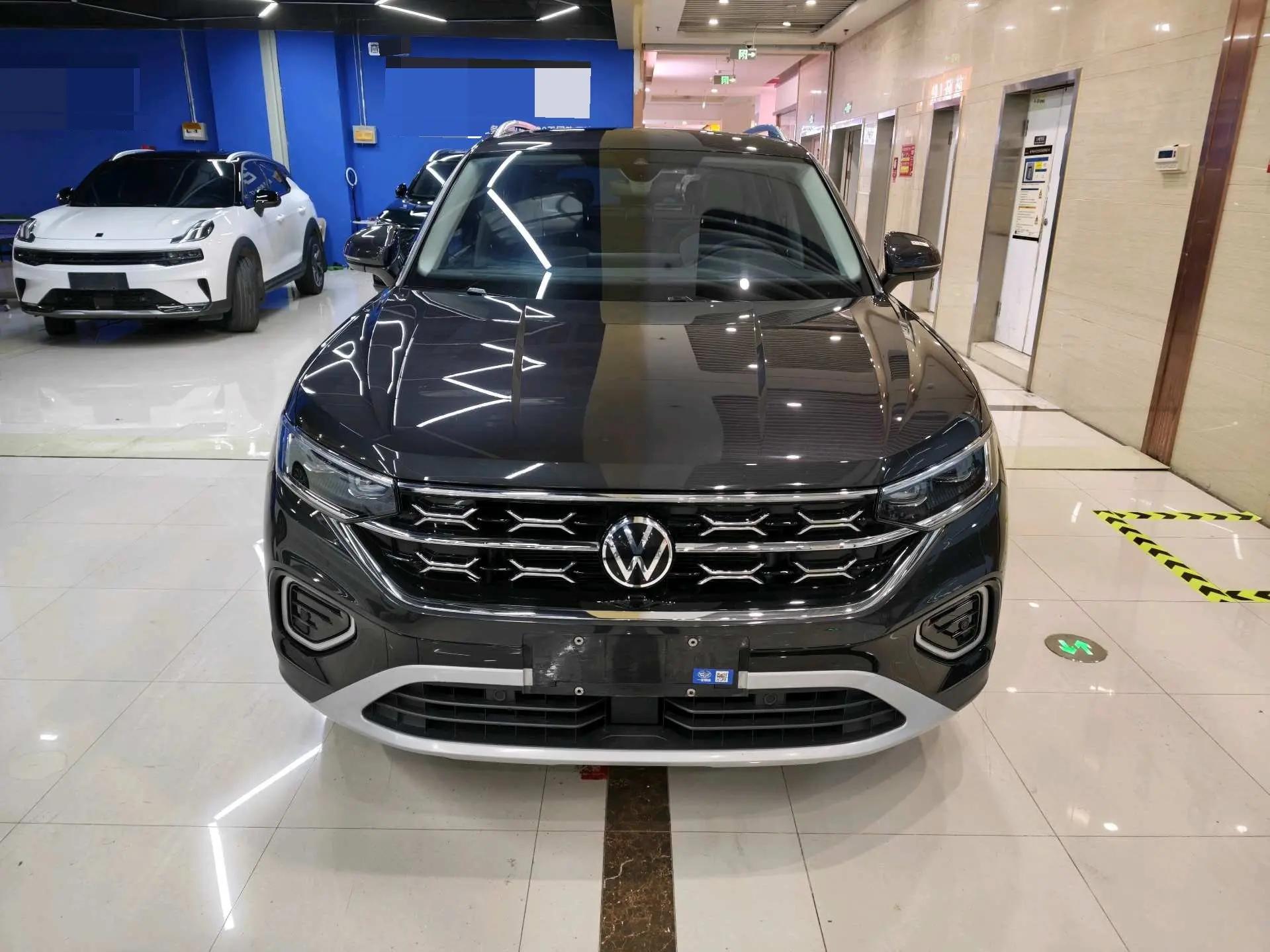 Volkswagen 2024 Tharu 2.0TSI 330TSI Front-Wheel Drive Luxury Plus Enhanced Edition Automatic 2