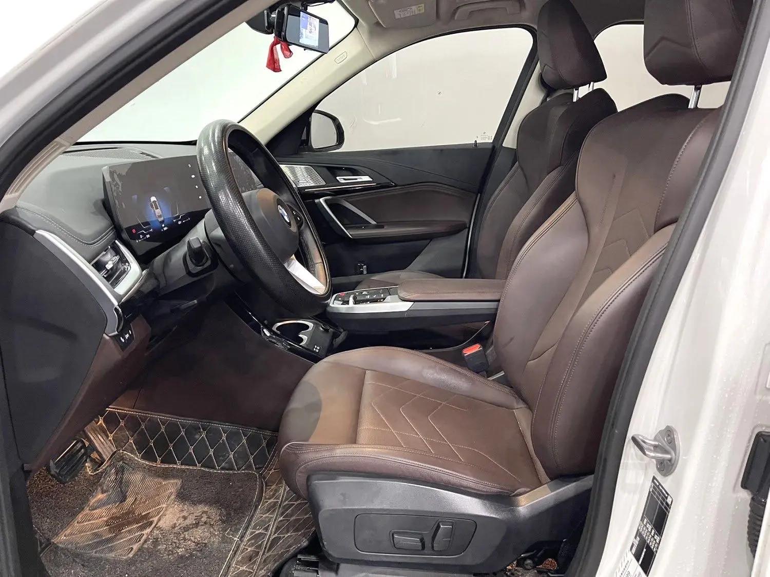 BMW 2024 X1 sDrive25Li 2.0T X Design Package, Automatic Transmission 4