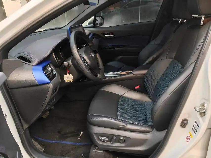 Toyota C- HR 2020 2.0L Leading Edition 5