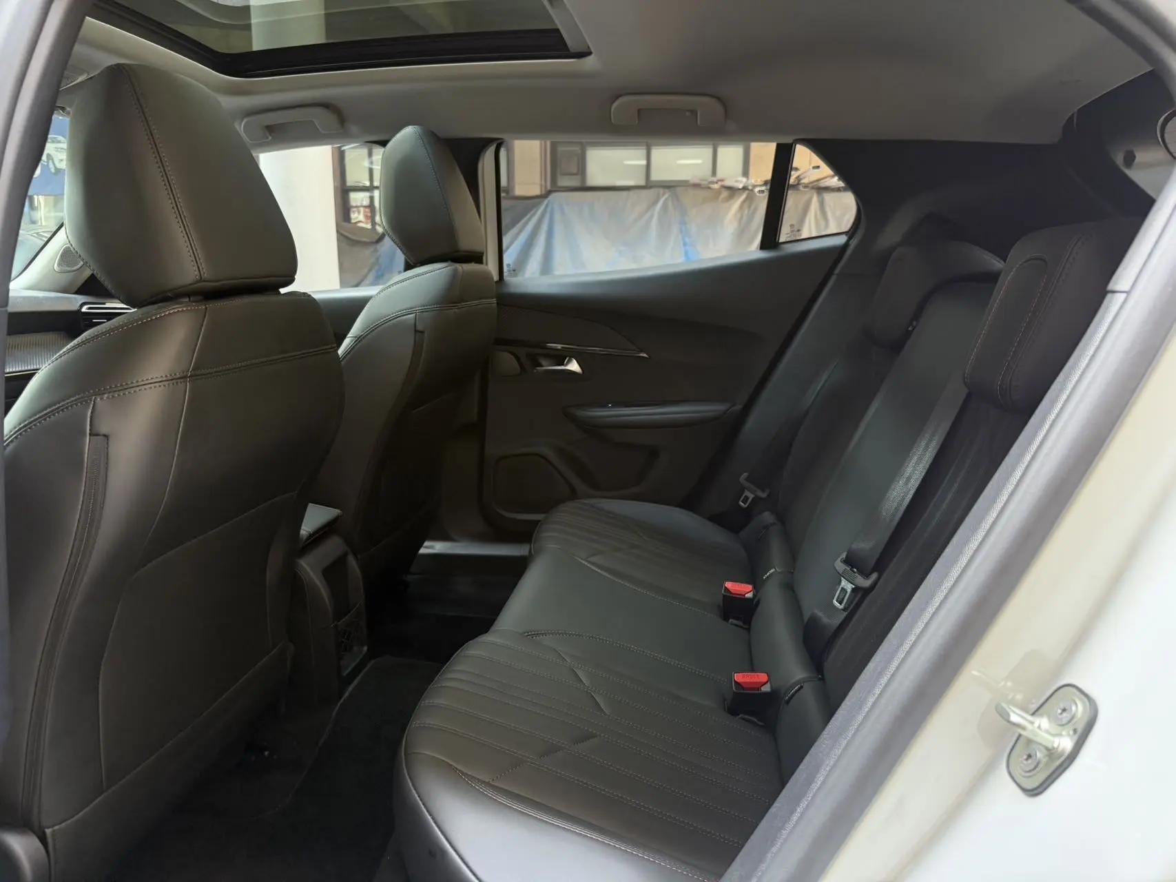 Peugeot 2008 2022 230THP THE ONE 5