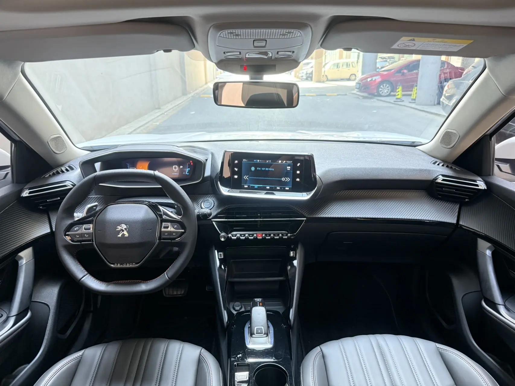 Peugeot 2008 2022 230THP THE ONE 6
