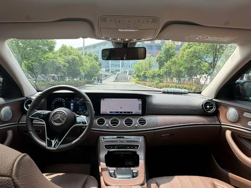 Mercedes Benz E Class 2023 E 300 L Luxury Model 8