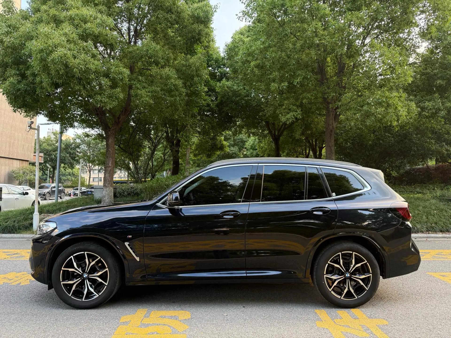 BMW 2023 X3 xDrive25i 2.0T M Sport Package Automatic 3
