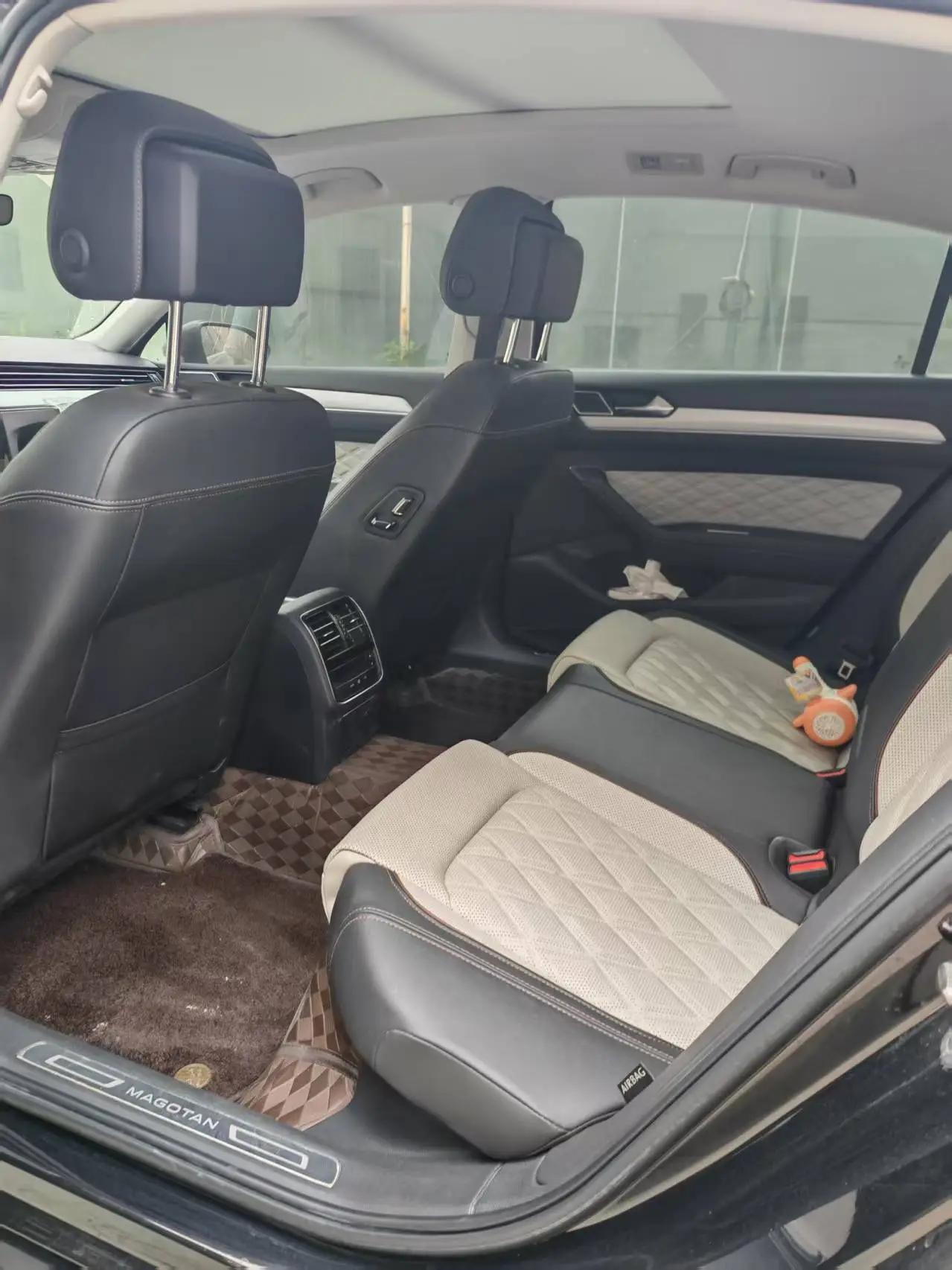 Magotan 2022 330TSI DSG Basic 4
