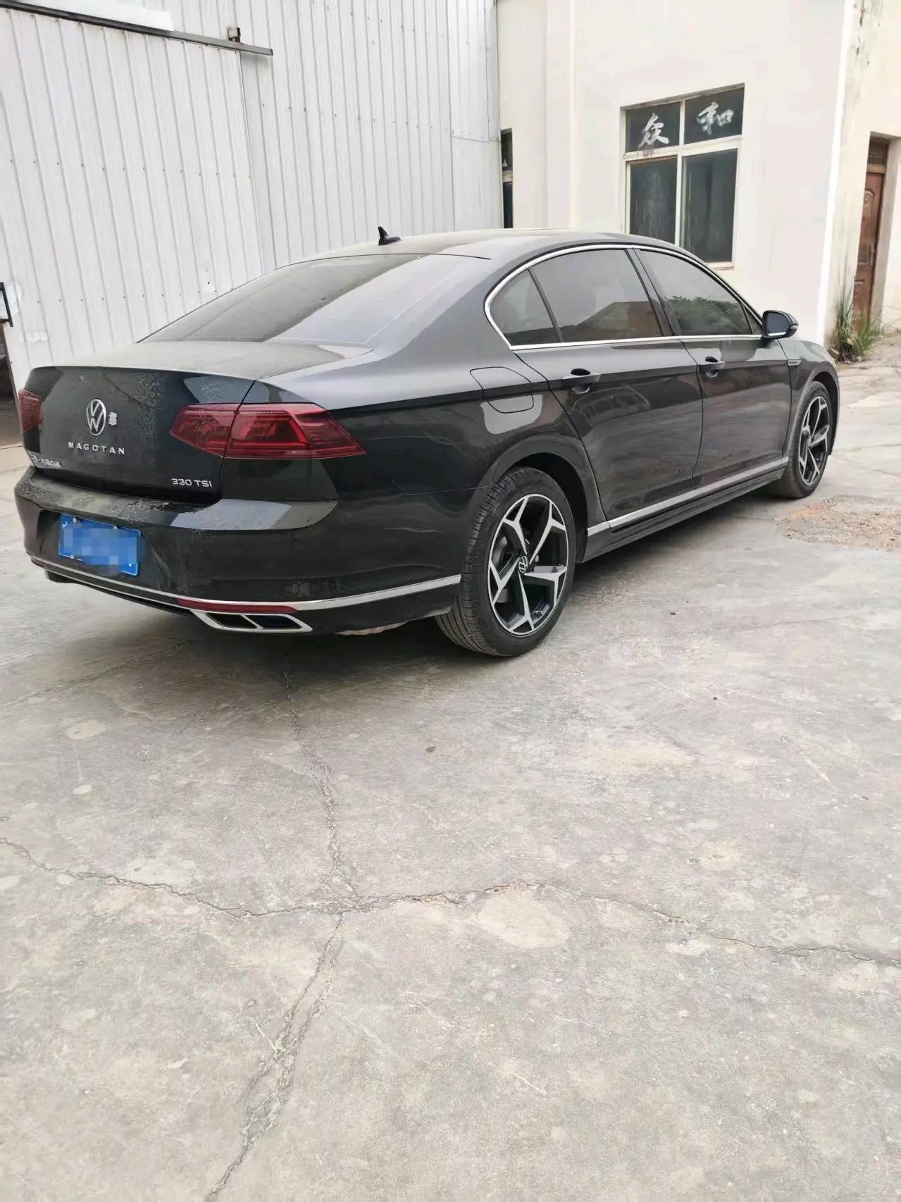Magotan 2022 330TSI DSG Basic 8