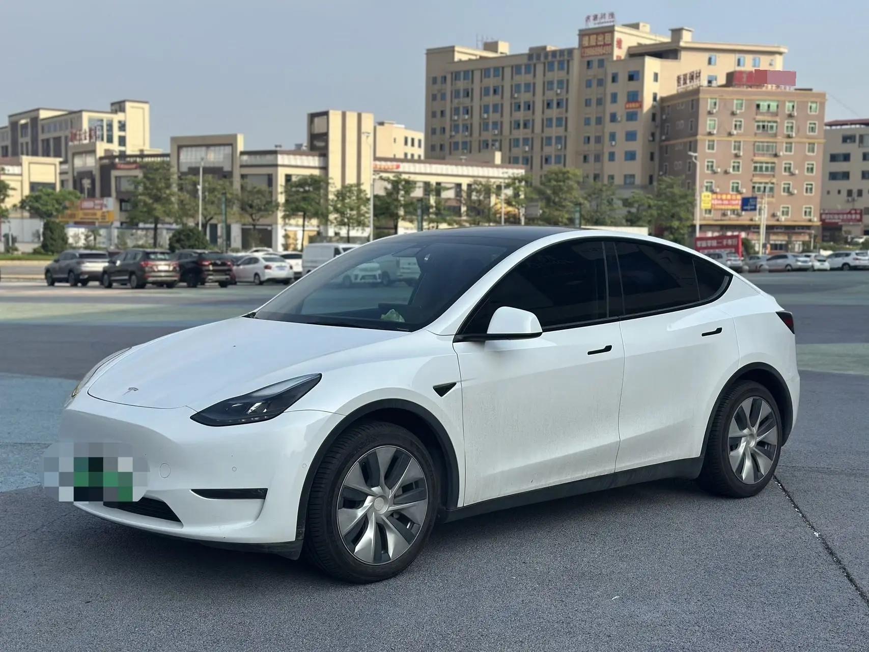 Model Y 2023 long-range all-wheel drive