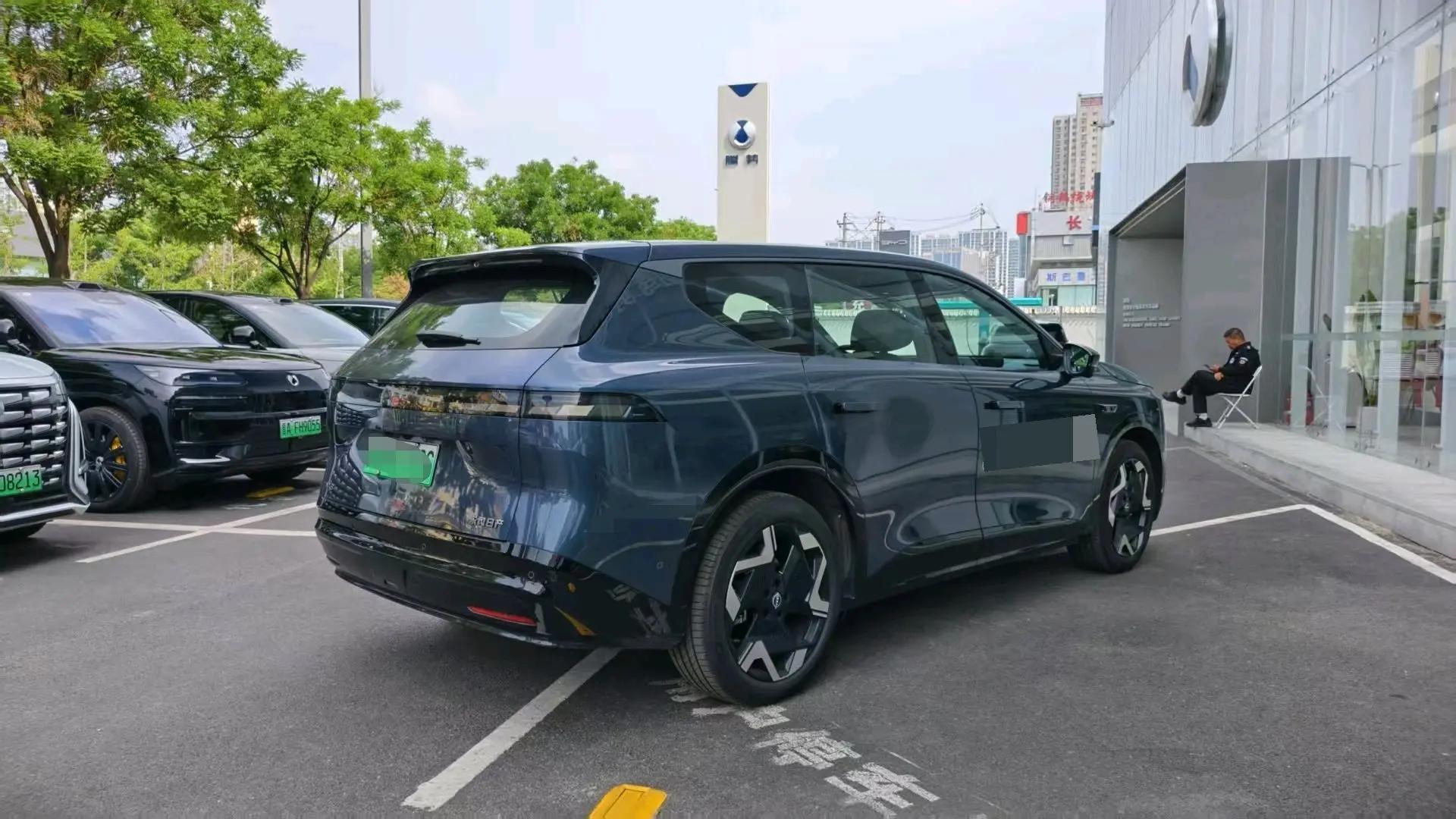 Nissan 2026 NX 8 650 Max Automatic 8