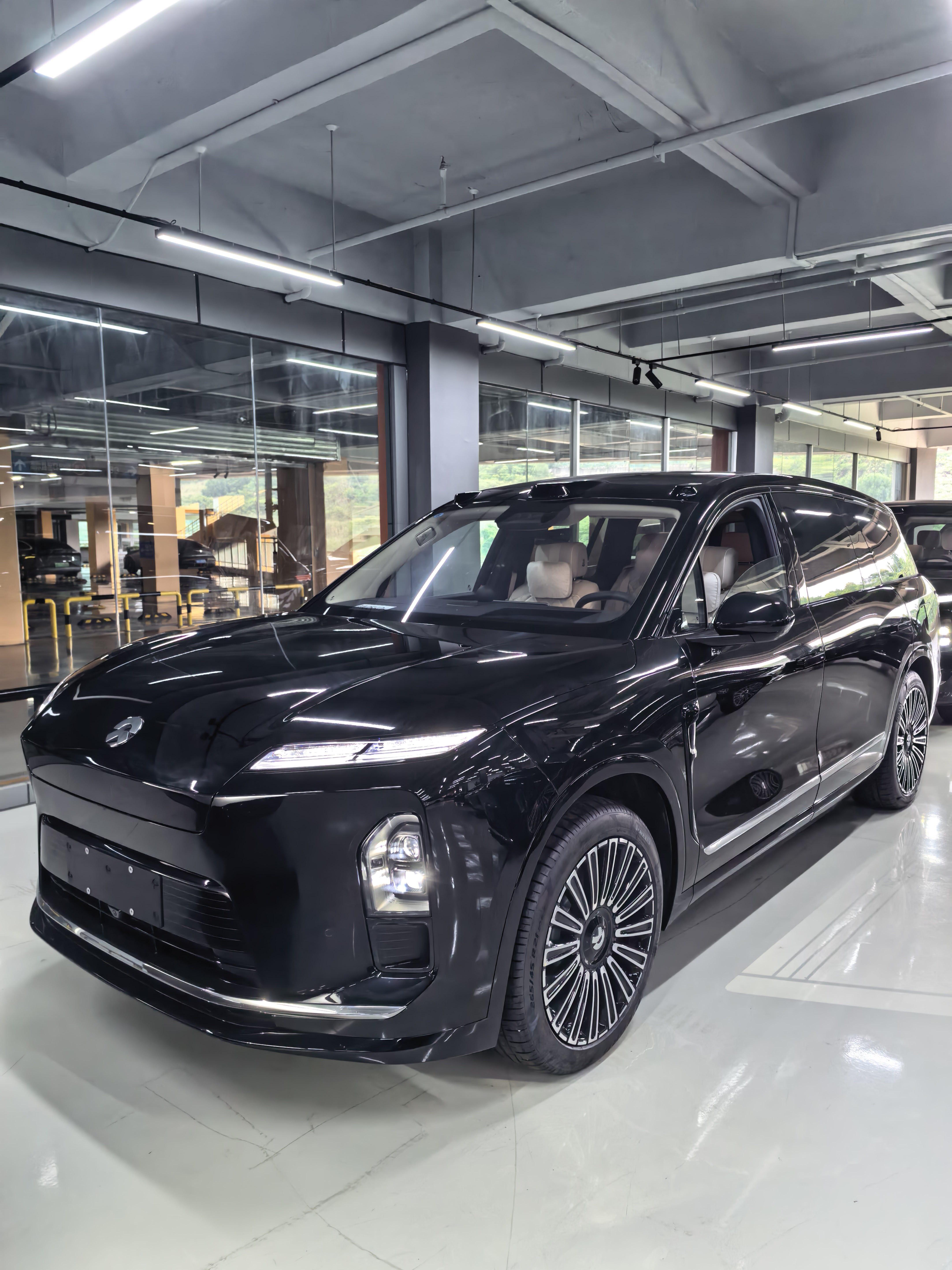 NIO 2026 ES8 6-Seater Executive Luxury Edition Automatic