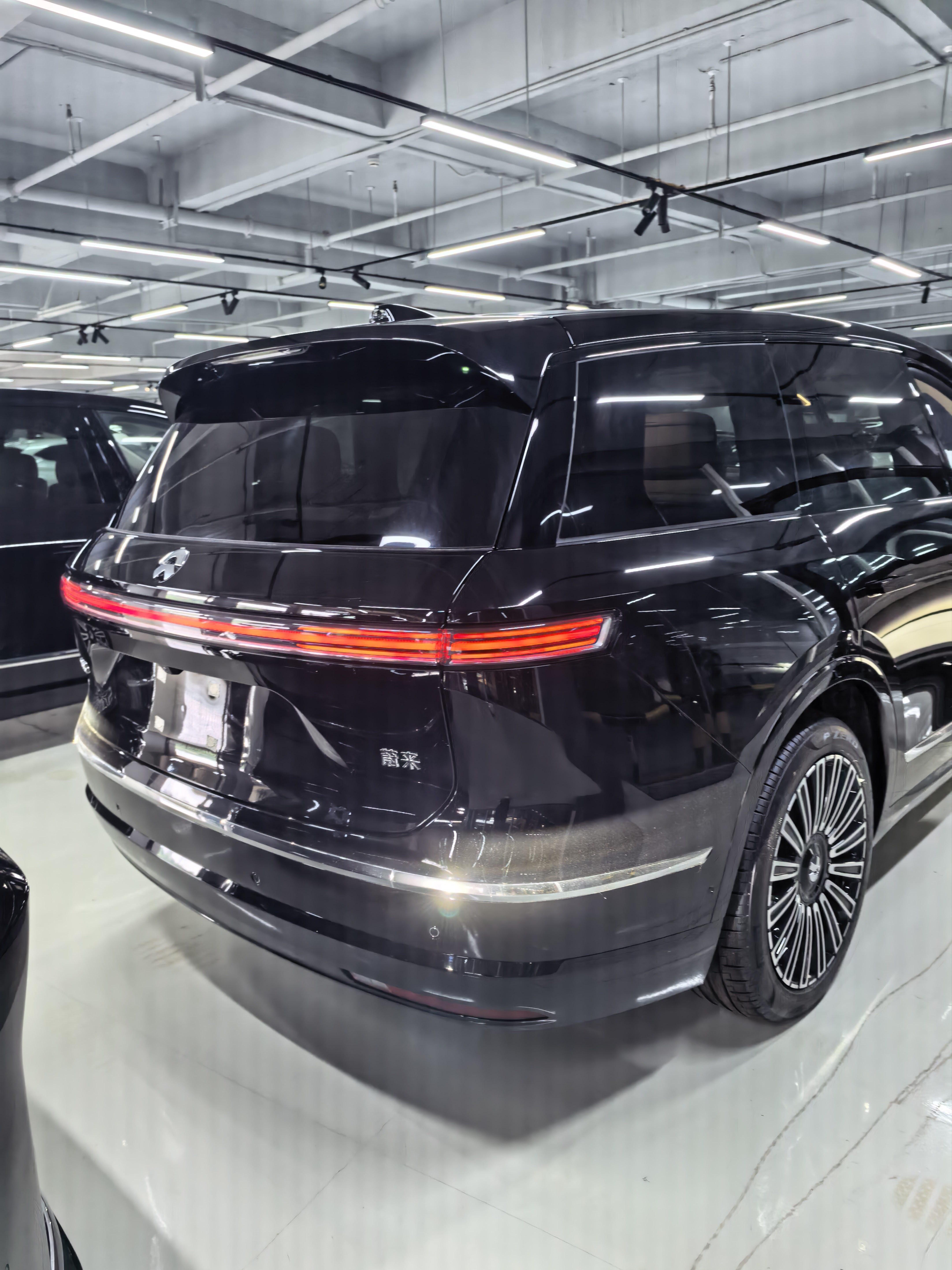 NIO 2026 ES8 6-Seater Executive Luxury Edition Automatic 5