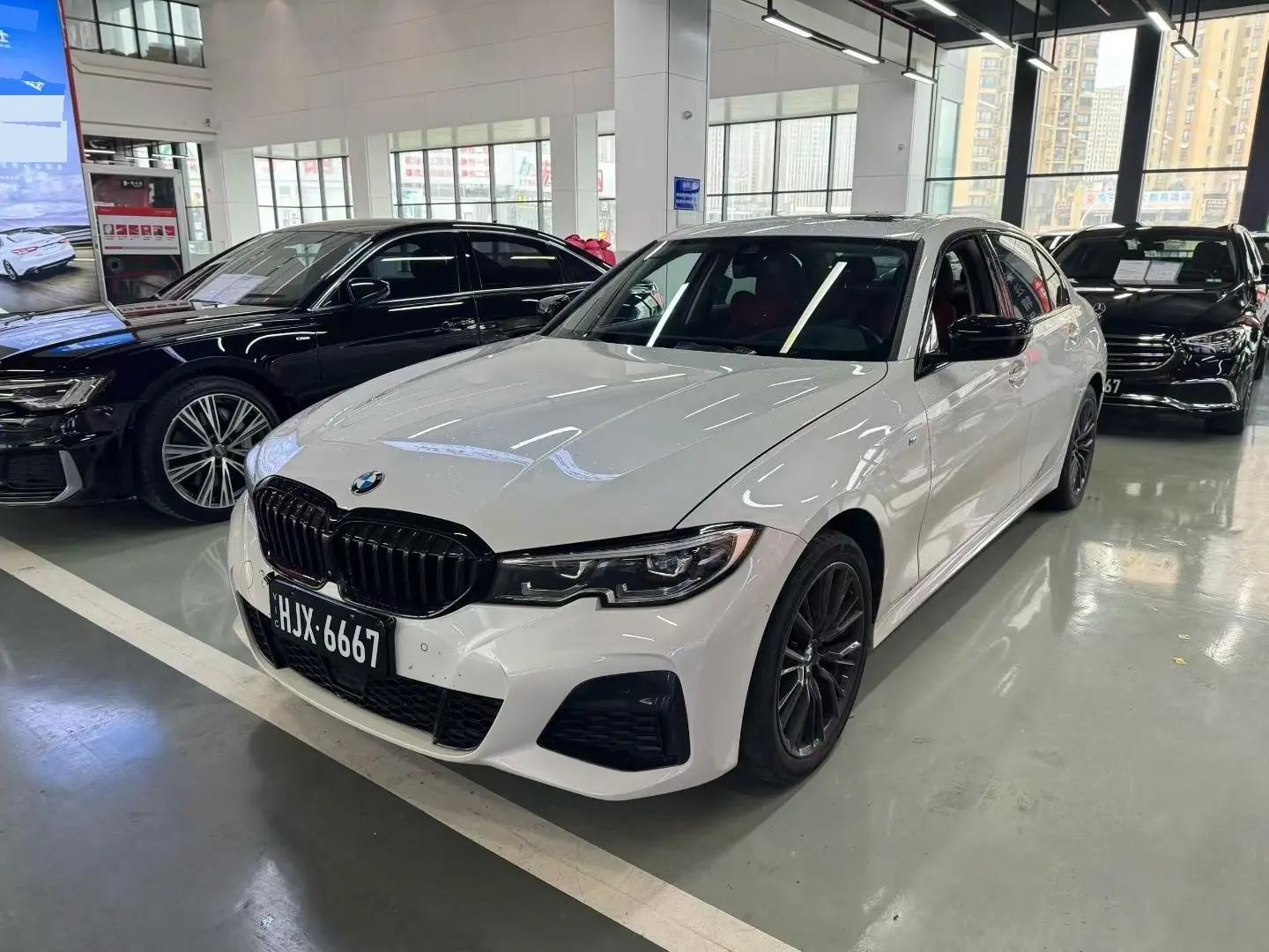 BMW 3 Series 2021 330Li xDrive M Sports Obsidian Night Kit
