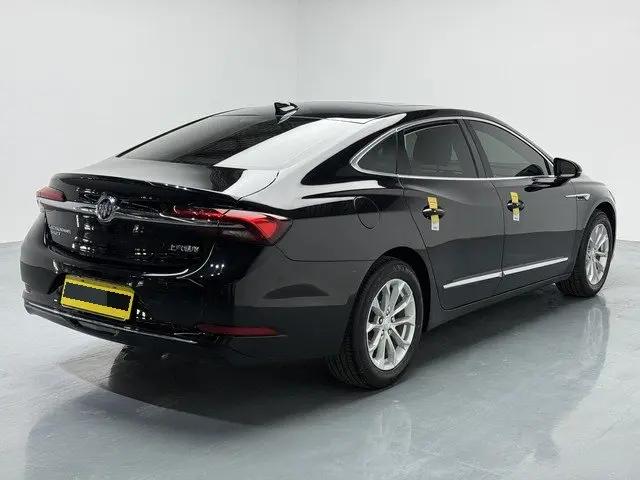 LaCrosse 2022 552T Luxury Model 10