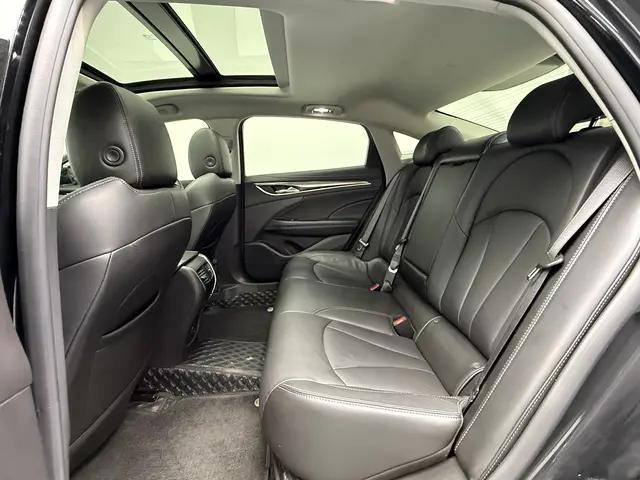 LaCrosse 2022 552T Luxury Model 6