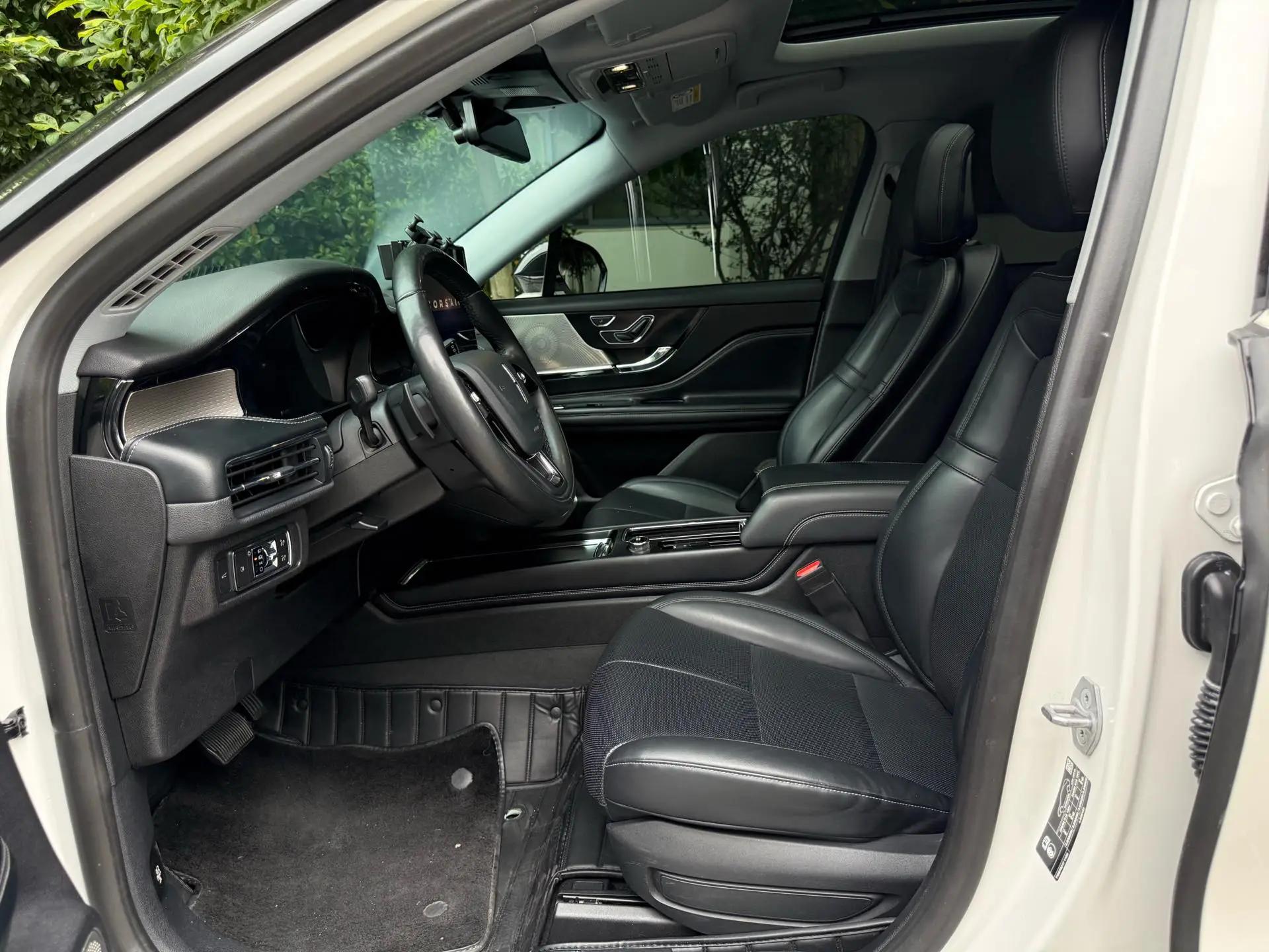 Adventurer 2022 model change 2.0T two-wheel drive exclusive edition 4