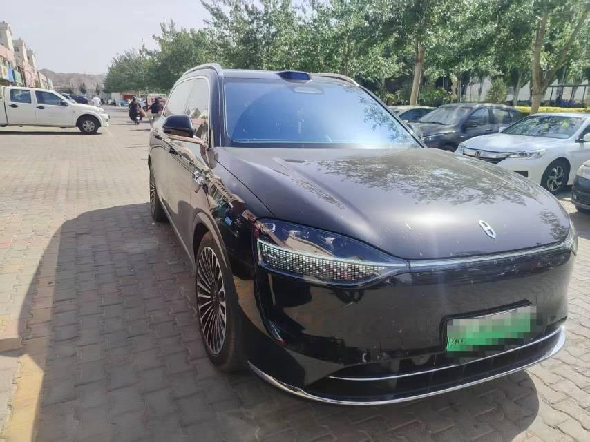 AITO 2025 Model AITO M9 Range-Extended Ultra Version 52kWh 6-Seater Automatic 2