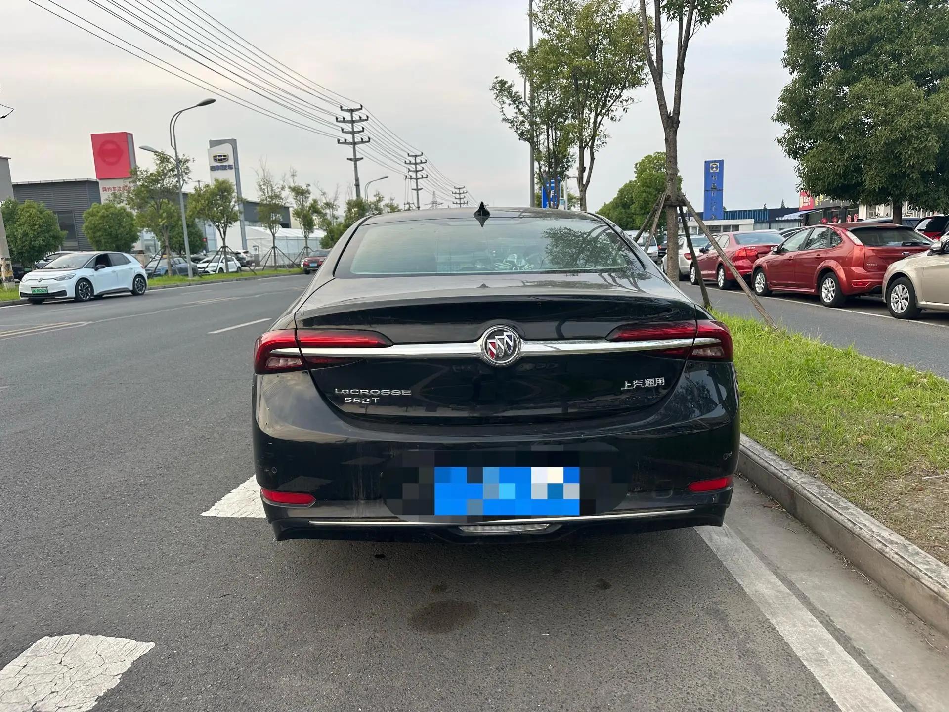 LaCrosse 2021 552T Luxury Model 6