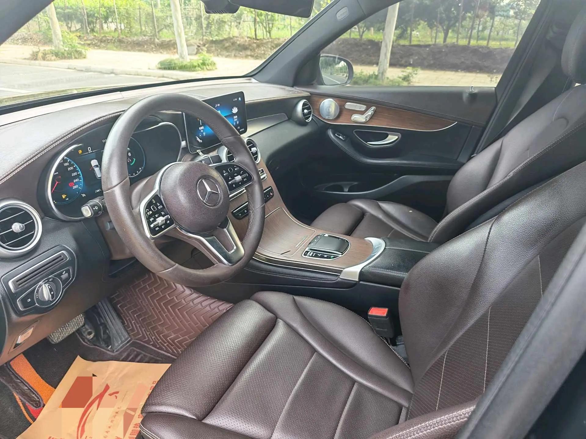 Mercedes Benz GLC 2021 GLC 300 L 4MATIC Luxury 4