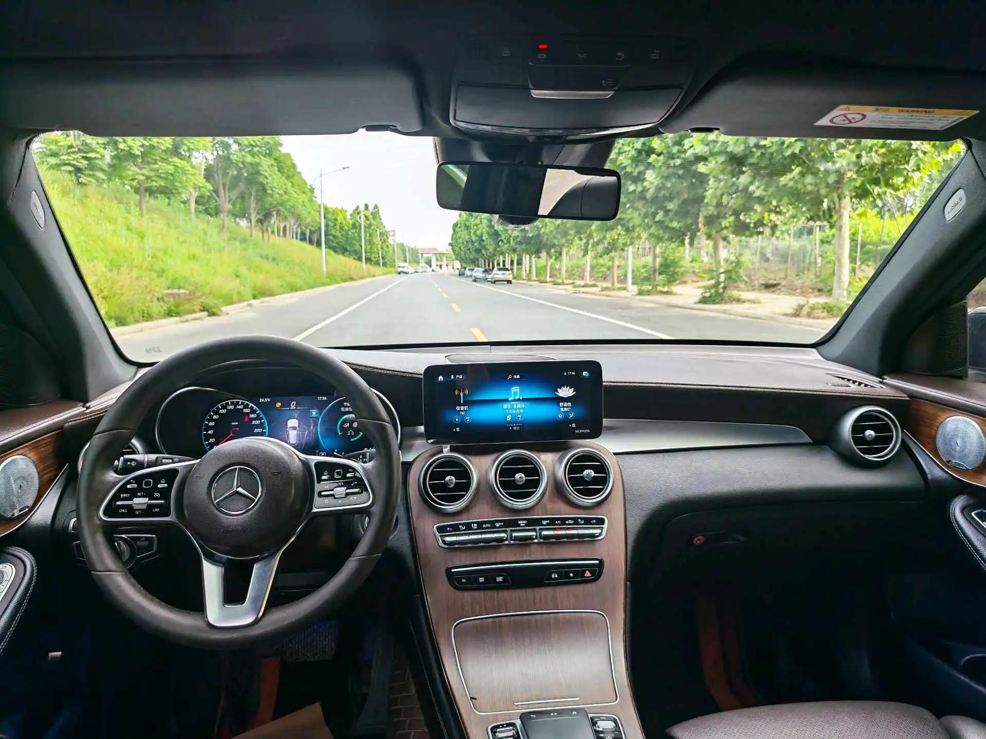 Mercedes Benz GLC 2021 GLC 300 L 4MATIC Luxury 5