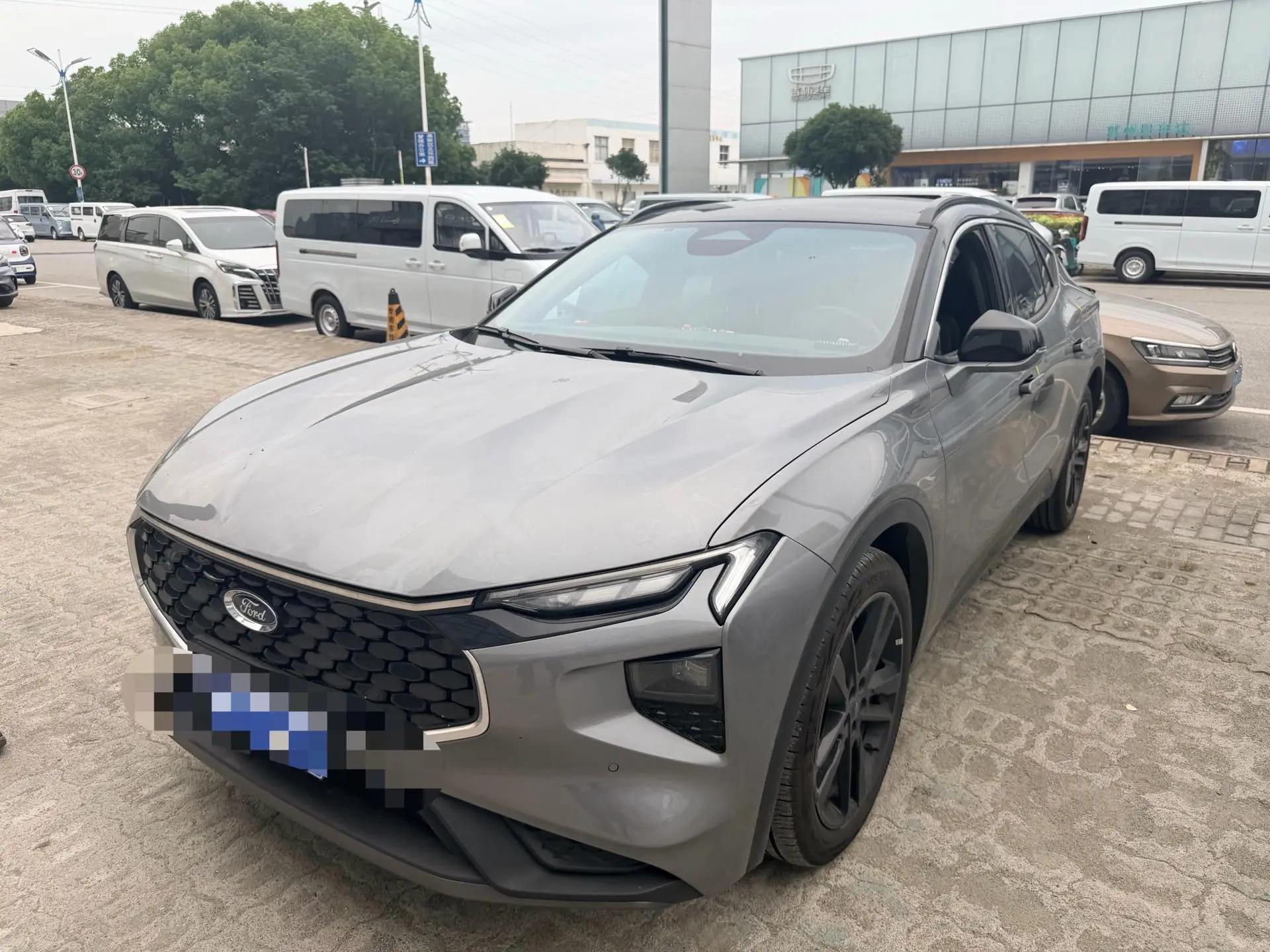 Open image lightbox: 福特 2025款 蒙迪欧 HYBRID 2.0T 无级 EcoBoost 运动版 自动挡