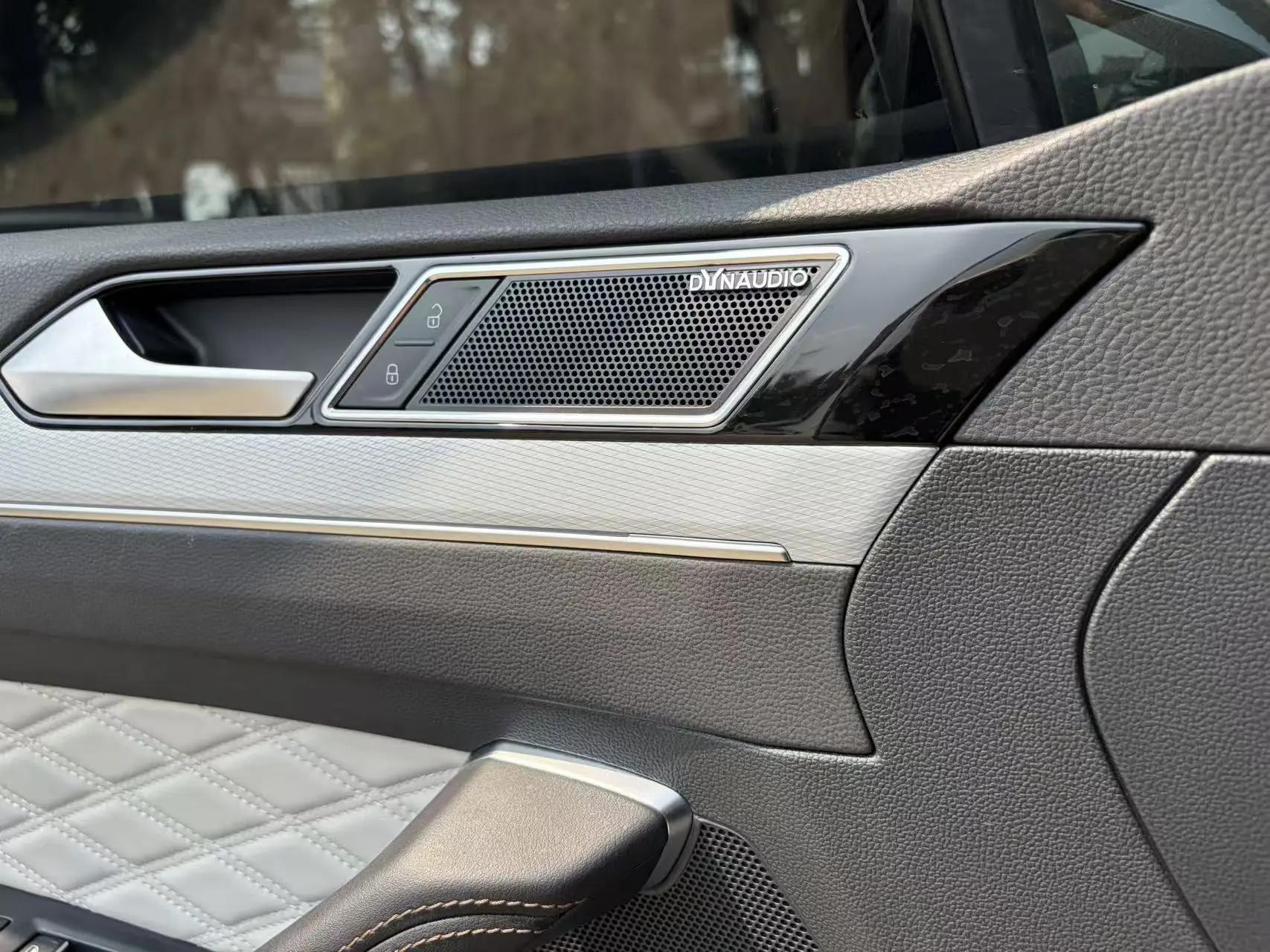 Magotan 2022 330TSI DSG Basic 9