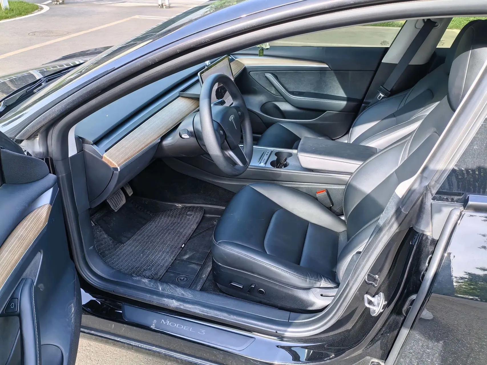 Model 3 2022 rear-wheel drive version 2