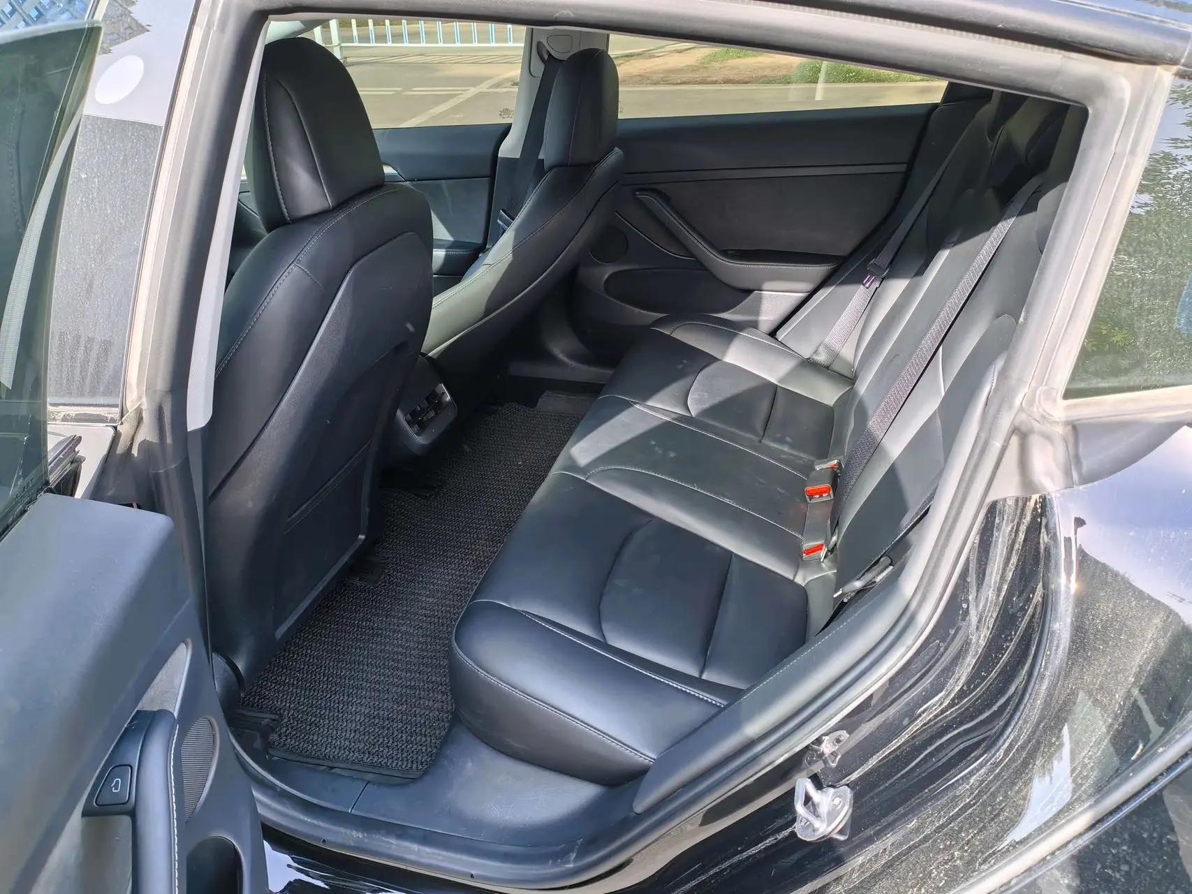 Model 3 2022 rear-wheel drive version 3