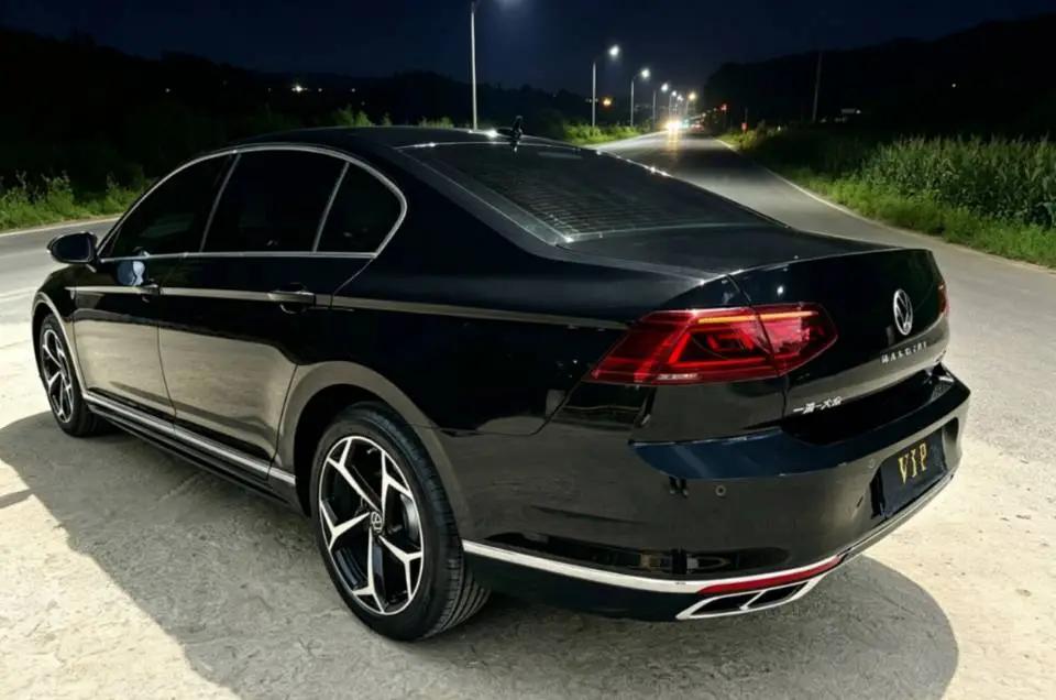 Volkswagen 2025 Magotan 2.0TSI 330TSI Zhongxiang Model Luxury Version (Restyled) Automatic 5