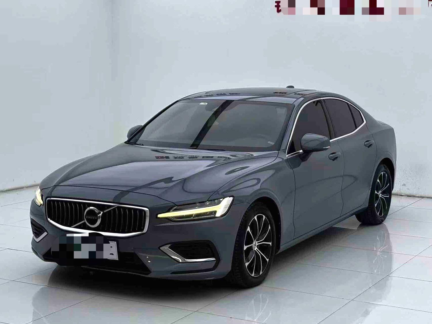 Volvo S60 2022 B4 Zhiyi Deluxe Edition