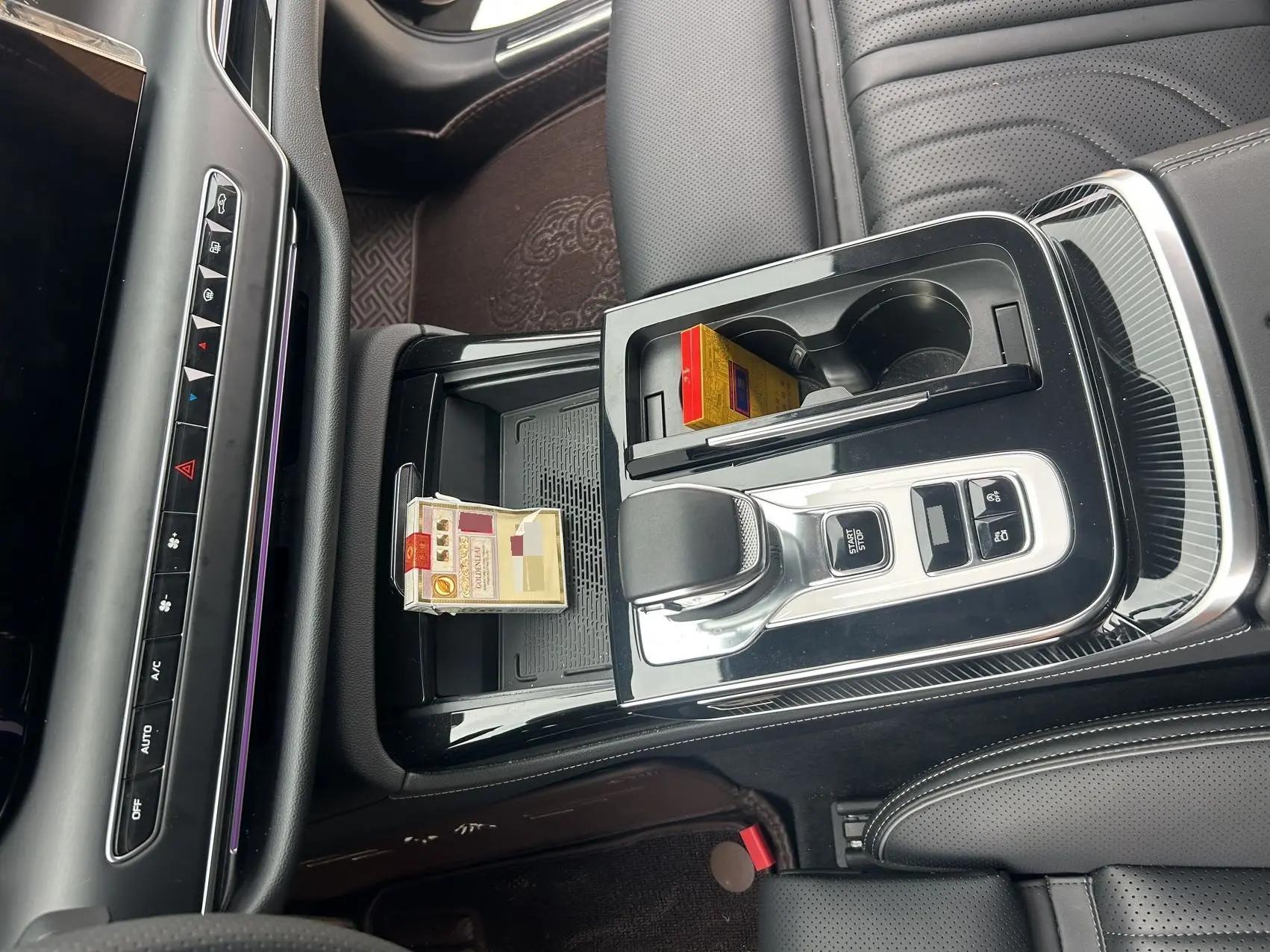 HongQi 2025 H9 48V 2.0T Two-Drive Flag Enjoy Deluxe Business Edition 5-seat Automatic Gear 7