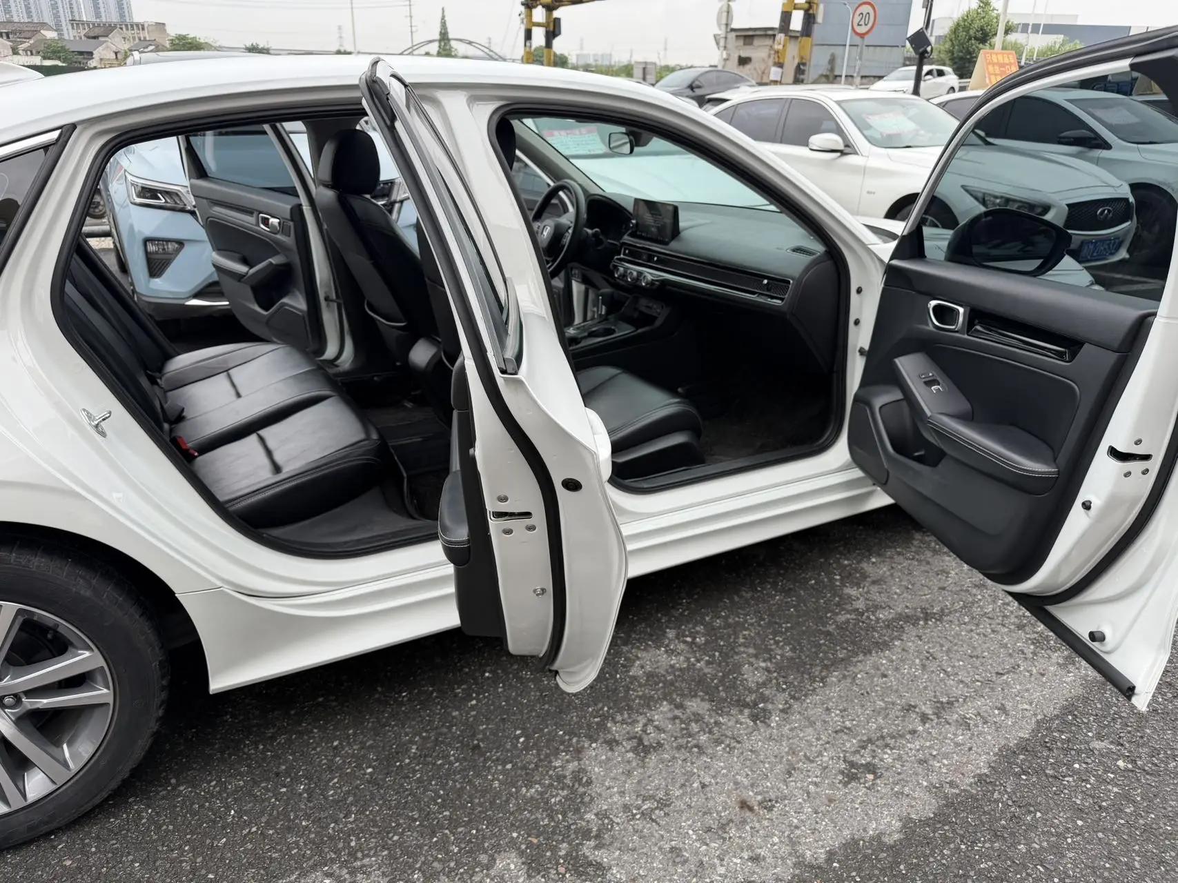 Honda 2023 Civic 1.5T CVT 240TURBO EX-L Automatic 8