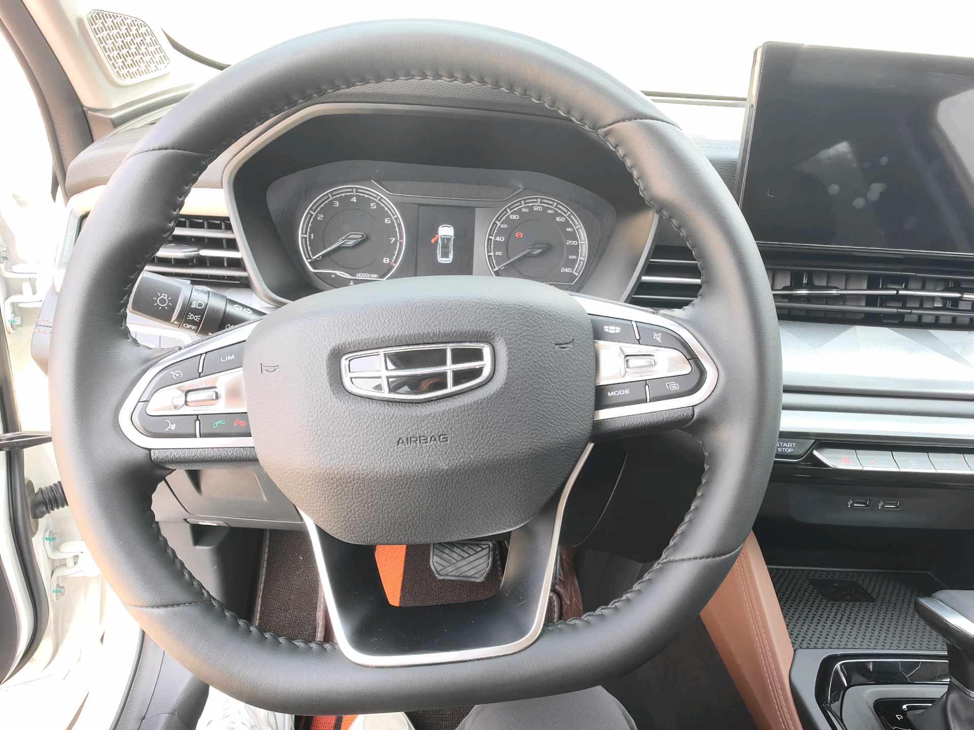 Vision X6 2021 PRO 1.4T Auto Honor Model 12