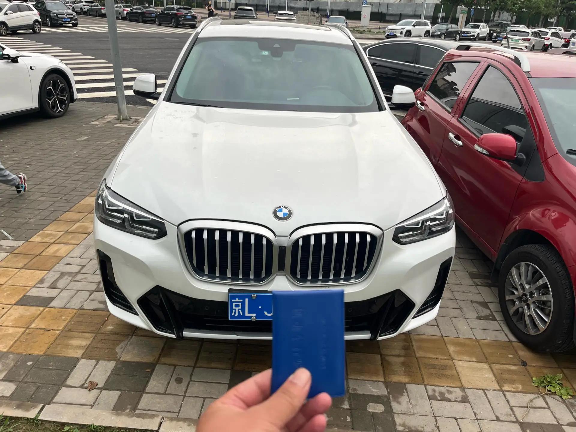 BMW X3 2022 xDrive25i M sports suit 2