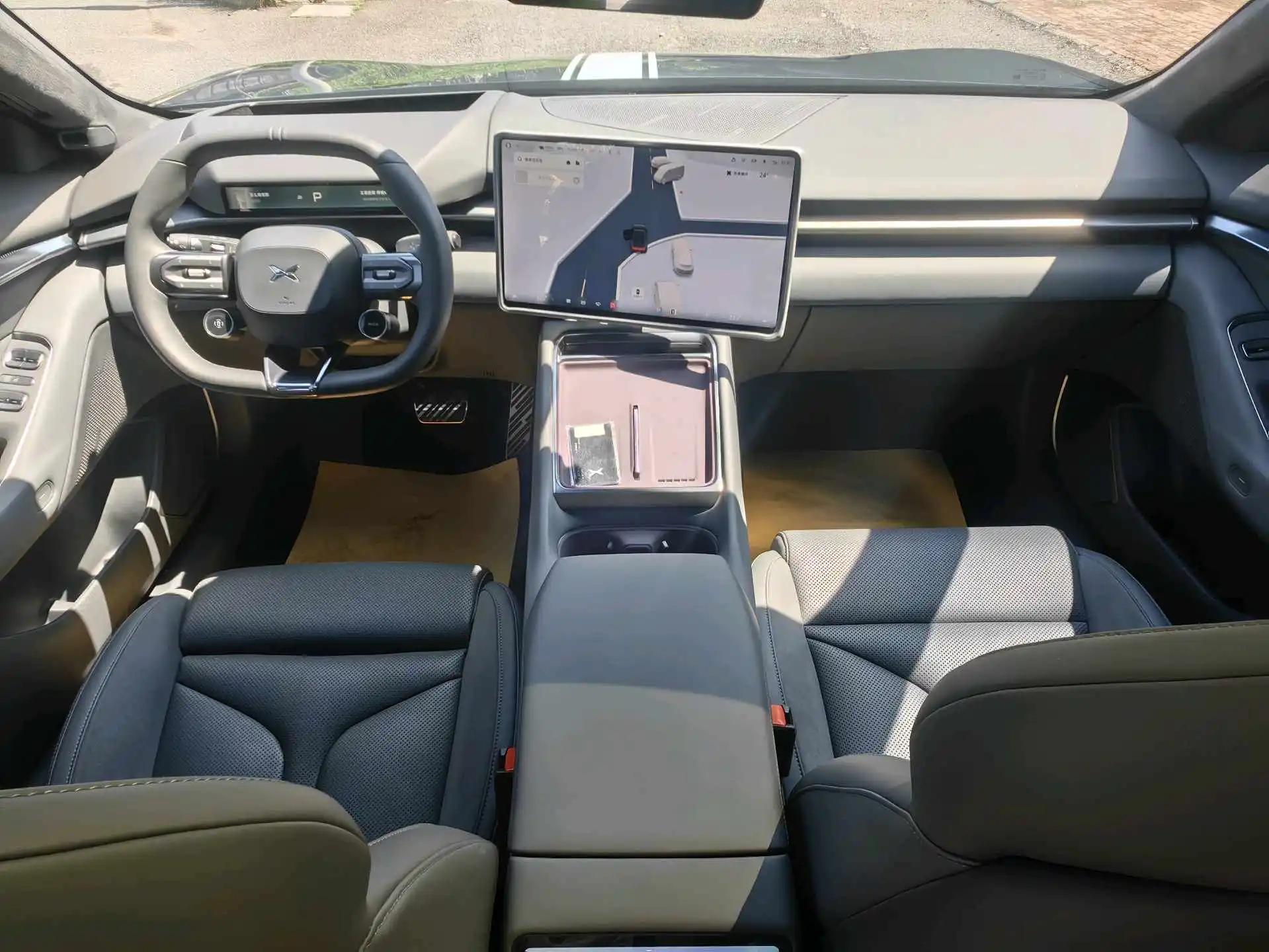 Xpeng 2025 P7 702km Long Range Version Automatic 5
