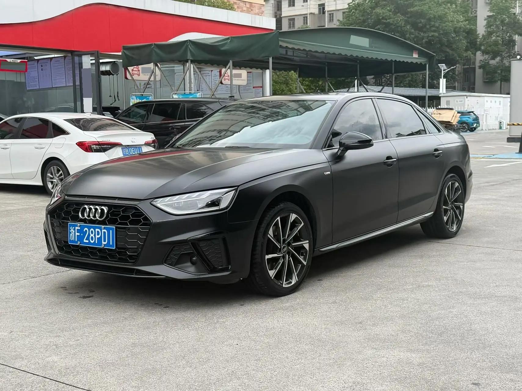 Audi A4L 2022 Model 40 TFSI Luxury Dynamic Version